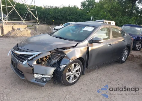 2015 Nissan Altima 2.5 Sv из США, поврежденный, VIN 1N4AL3AP3FC255831